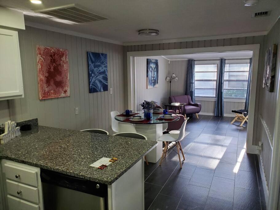 Beautiful Cottage Near Lake Louisa & Mins From Disney, Vehicle Rental Available Клермон Экстерьер фото