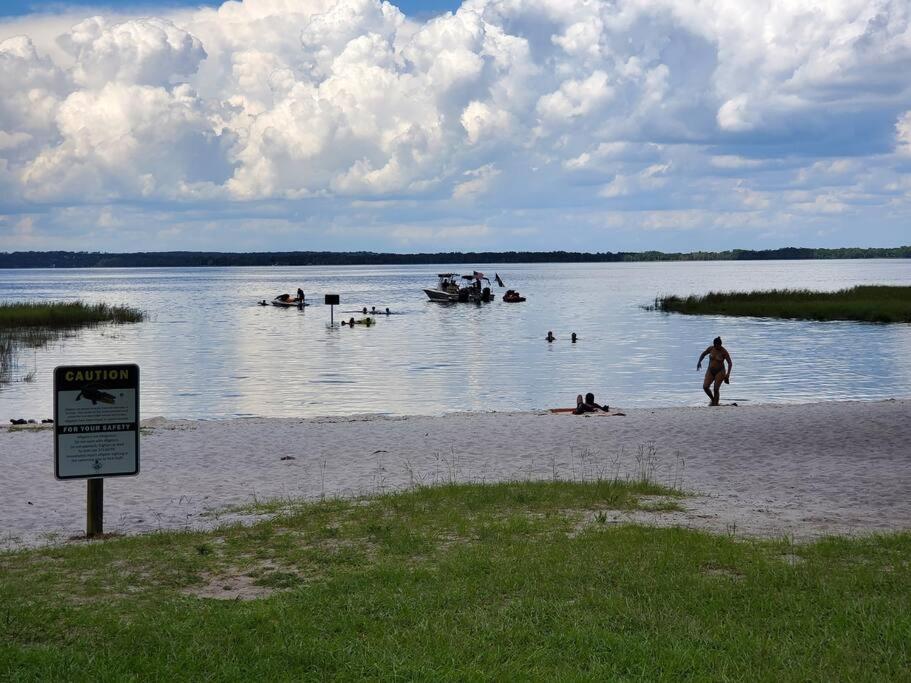 Beautiful Cottage Near Lake Louisa & Mins From Disney, Vehicle Rental Available Клермон Экстерьер фото
